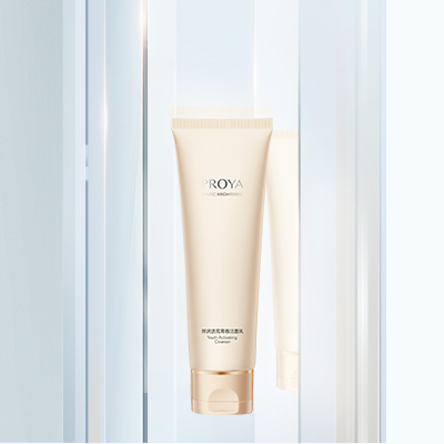 胜天国际弹润透亮青春洁面乳